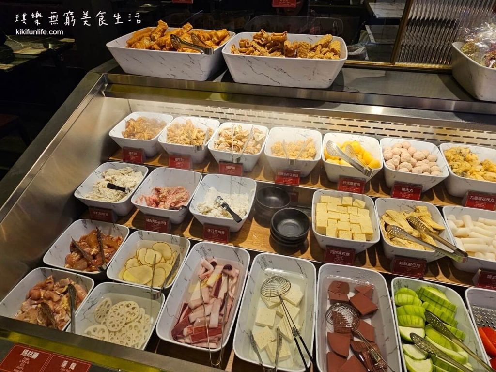 新馬辣經典麻辣鍋Plus台中公益店_台中美食餐廳推薦_和牛吃到飽_海鮮吃到飽_吃到飽火鍋推薦_台中西區公益路美食_台中火鍋_馬辣頂級麻辣鴛鴦鍋9