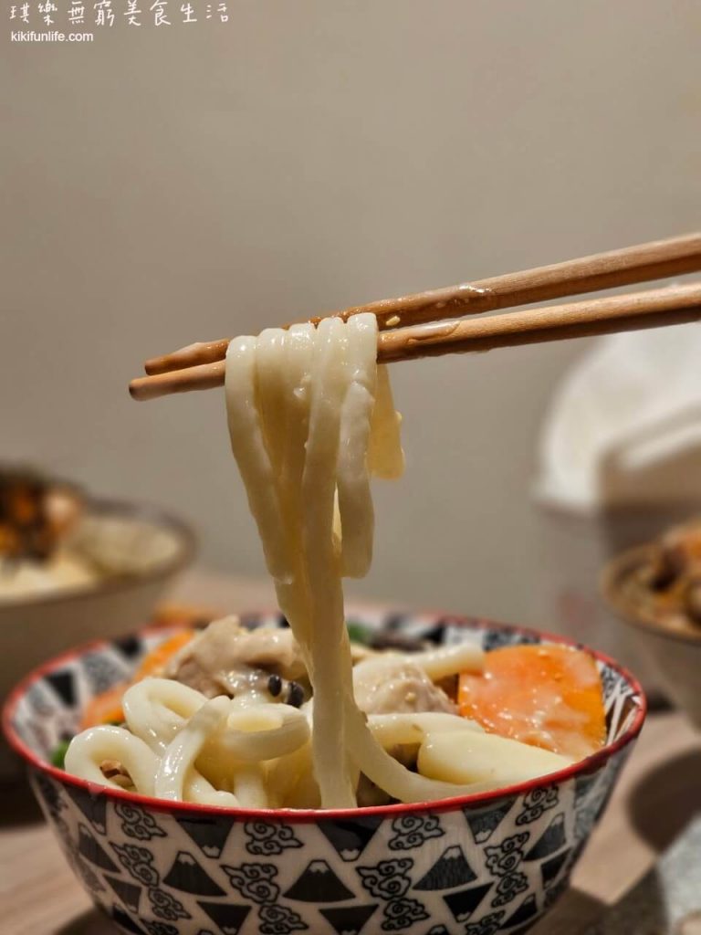 酉居小酒館_台中西屯美食_台中餐酒館_台中甜點_逢甲宵夜_台中酒吧推薦_逢甲美食餐廳_北海道白醬燉菜2