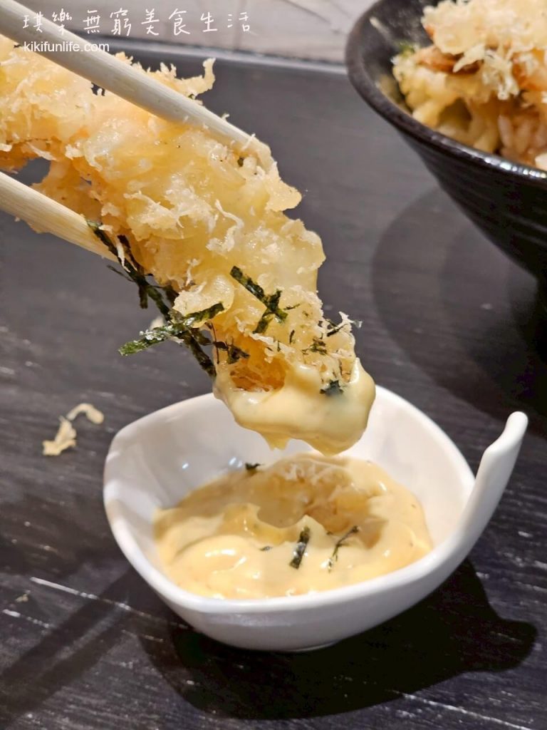 凱恩廚房_K.in Kitchen_台中宵夜推薦_南屯美食_南屯晚餐宵夜_台中美式漢堡_台中深夜美食_台中平價晚餐推薦_台中蛋餅推薦_文心森林公園美食_海老黃金炸蝦丼2