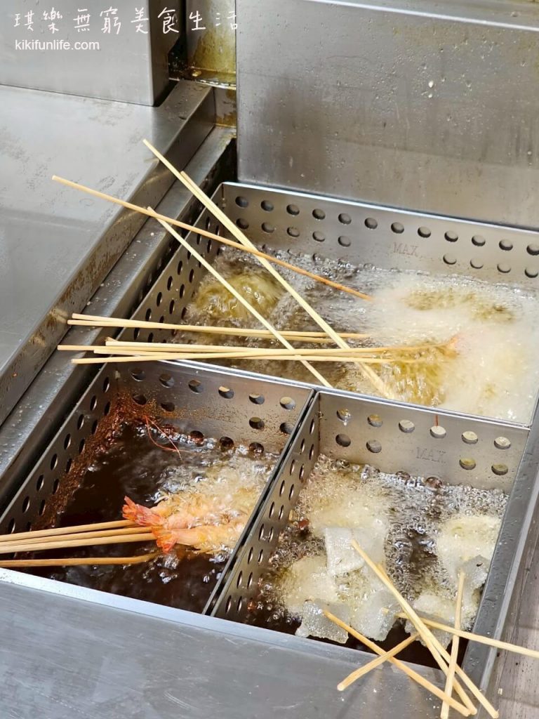 憨哥倆炸串_西屯美食_台中宵夜_台中炸物_逢甲必_台中深夜美食_台中美食推薦_台中消夜_串串_台中銅板美食_台中小吃_台中必吃美食_逢甲夜市美食推薦_8
