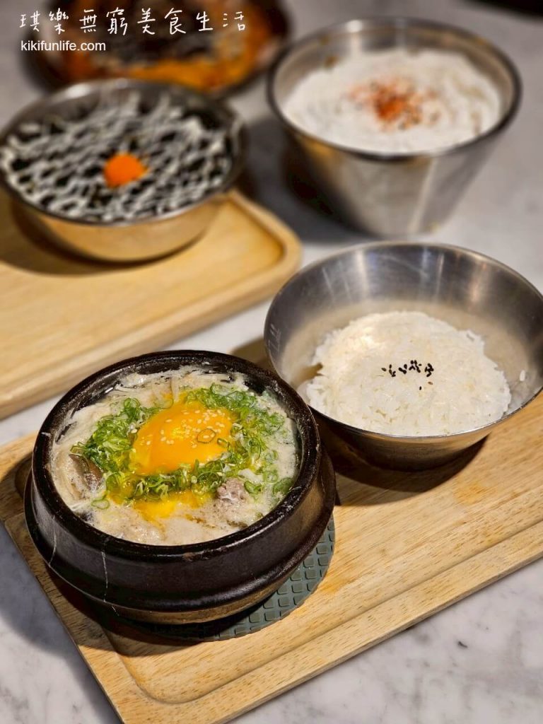 台中新時代餐廳推薦_大魯閣新時代聚餐_KATZ卡司韓藝料理_台中火車站美食餐廳_台中東區美食_韓式料理推薦_台中聚餐地點_台中異國料理_雪濃嫩豆腐鍋_1