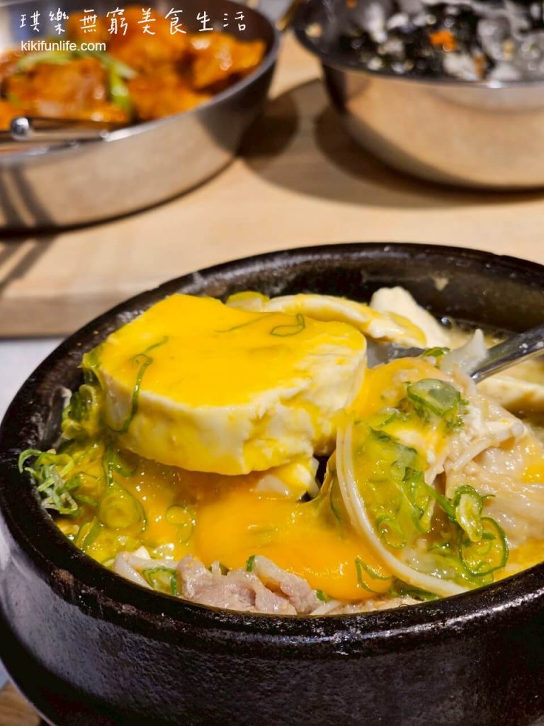 台中新時代餐廳推薦_大魯閣新時代聚餐_KATZ卡司韓藝料理_台中火車站美食餐廳_台中東區美食_韓式料理推薦_台中聚餐地點_台中異國料理_雪濃嫩豆腐鍋_2