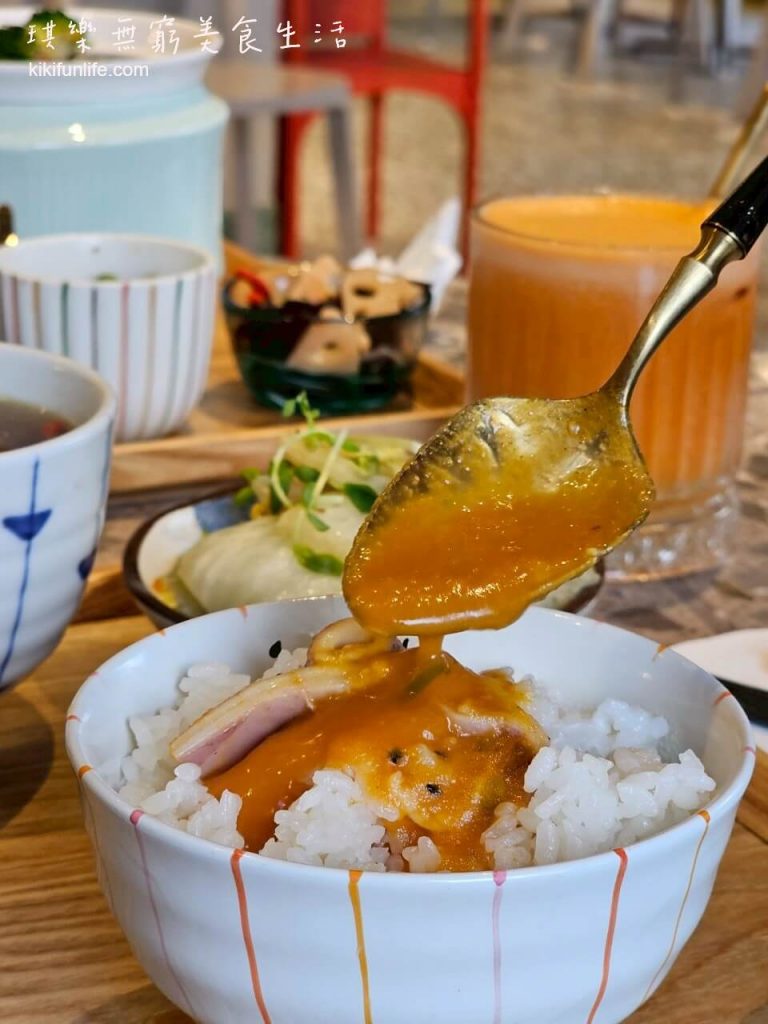 湯明茶樓_台中昇平店_台中台菜推薦_台中家常菜餐廳_台式料理_中式料理_審計新村美食_台中定食_台中中菜館_台中下午茶_台菜個人套餐_中式個人套餐_台中西區美食_台中美術館附近餐廳_台中茶樓推薦_老宅餐廳_金黃海鮮豆腐煲4