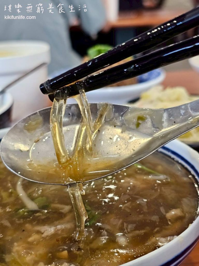 王爺王肉羹_台式早餐_北屯美食_北屯平價美食_北屯銅板美食_水湳美食_中央公園美食_水湳小吃_台中必吃小吃_台中中央公園美食_台中肉羹麵_魚翅肉羹湯2