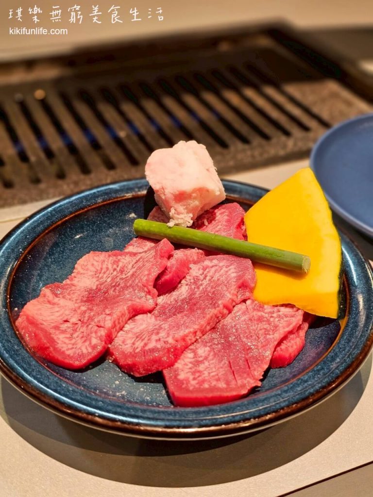 日本自由行_神戶景點地圖_神戶一日遊_神戶景點_神戶行程規劃_神戶美食_神戶必吃_三宮神戶牛推薦_神戶牛鐵板燒_神戶三宮美食_神戶牛排推薦_神戶牛推薦_神戶牛三宮_雌牛專門店 板前燒肉一牛 神户三宫店_Google高評價的神戶牛餐廳6_牛舌