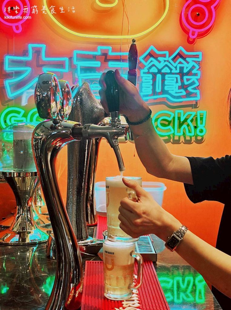 大吉籤PLUS+_麻辣串串鍋_潭子旗艦店_台中火鍋推薦_道地四川料理_潭子宵夜_台中餐廳_洲際棒球場附近美食_生啤酒買一送一