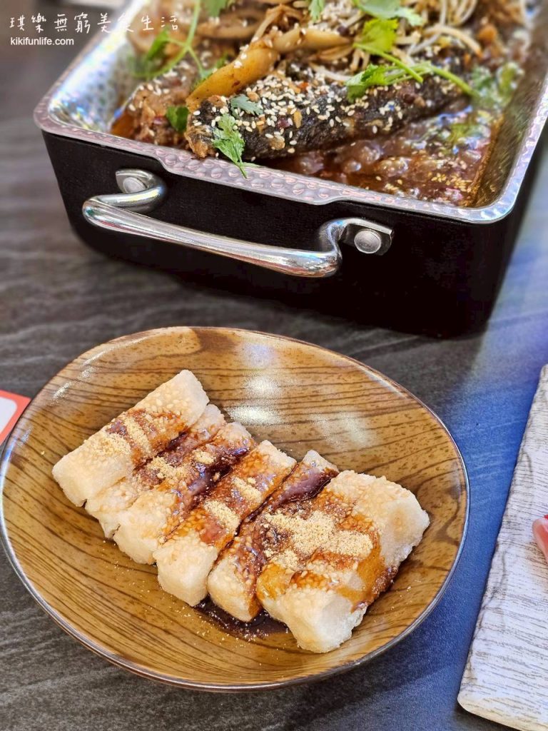 大吉籤PLUS+_麻辣串串鍋_潭子旗艦店_台中火鍋推薦_道地四川料理_潭子宵夜_台中餐廳_洲際棒球場附近美食_雙喜糍粑_炸糍粑