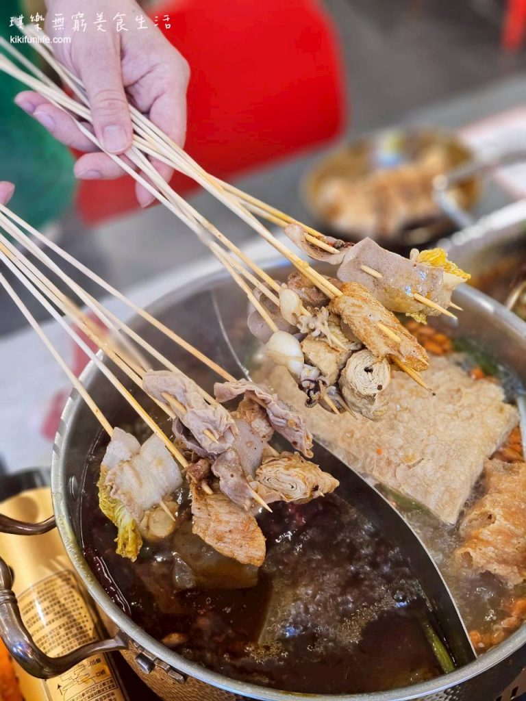 大吉籤PLUS+_麻辣串串鍋_潭子旗艦店_台中火鍋推薦_道地四川料理_潭子宵夜_台中餐廳_洲際棒球場附近美食_台中麻辣鍋