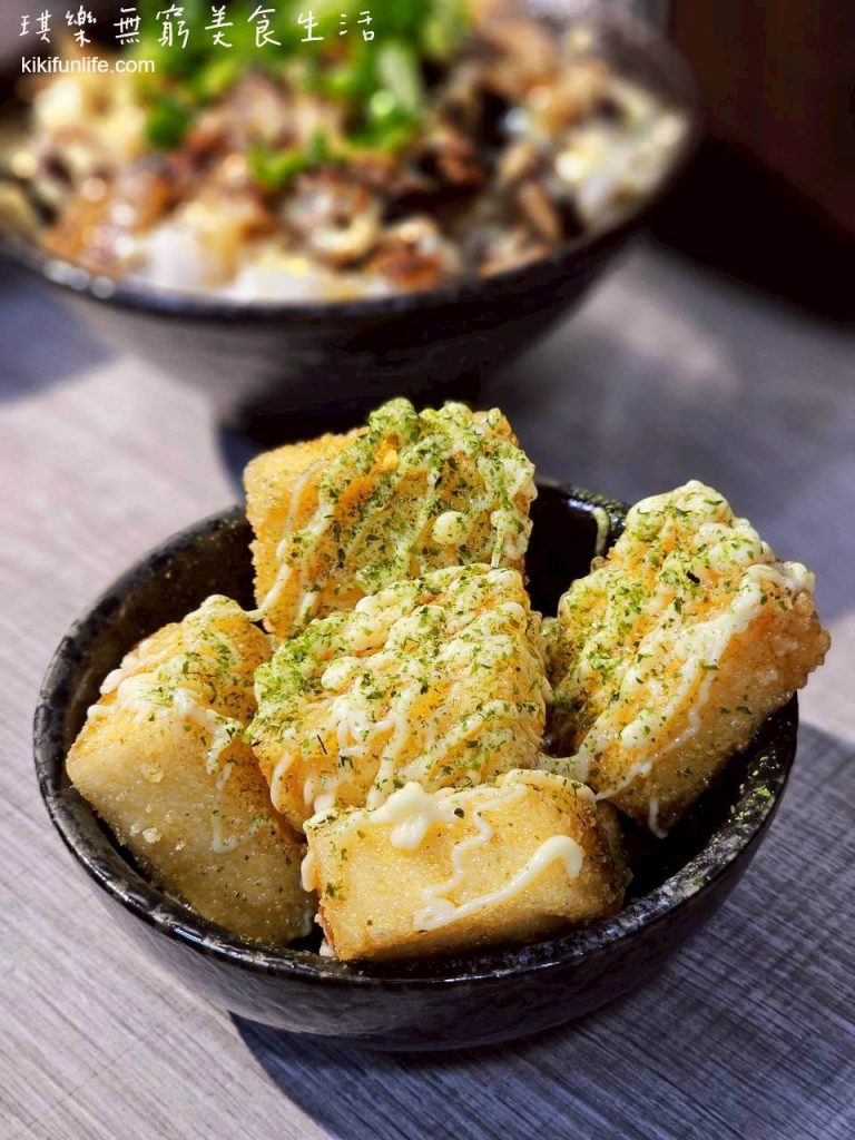 川田屋拉麵_炸豆腐_台中西屯美食推薦_逢甲夜市必吃_台中拉麵推薦_日本正宗博多豚骨拉麵_西屯日式料理_逢甲拉麵推薦