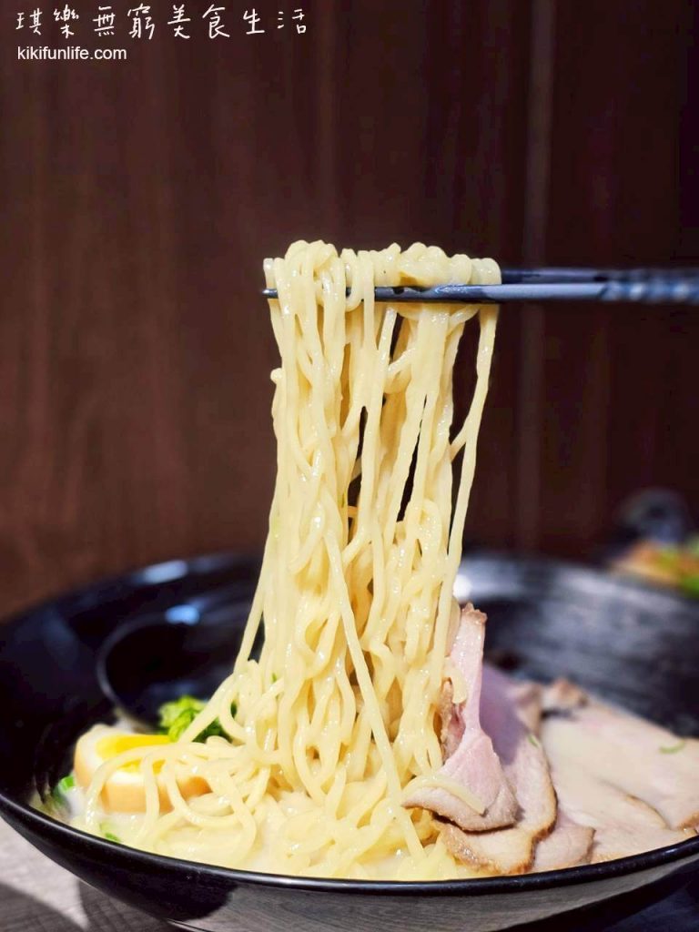 川田屋拉麵_海苔豚骨拉麵_台中西屯美食推薦_逢甲夜市必吃_台中拉麵推薦_日本正宗博多豚骨拉麵_西屯日式料理_逢甲拉麵推薦3