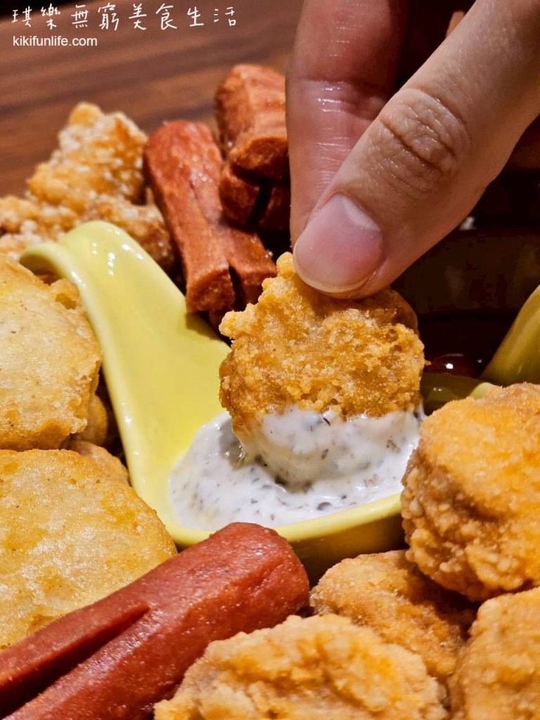 中央公園附近美食_壹陸樹洞慢活藝術餐廳_台中餐酒館推薦_西屯美食_台中晚餐_台中調酒_逢甲酒吧推薦_逢甲餐酒館_夜宴小酌集_炸物拼盤3