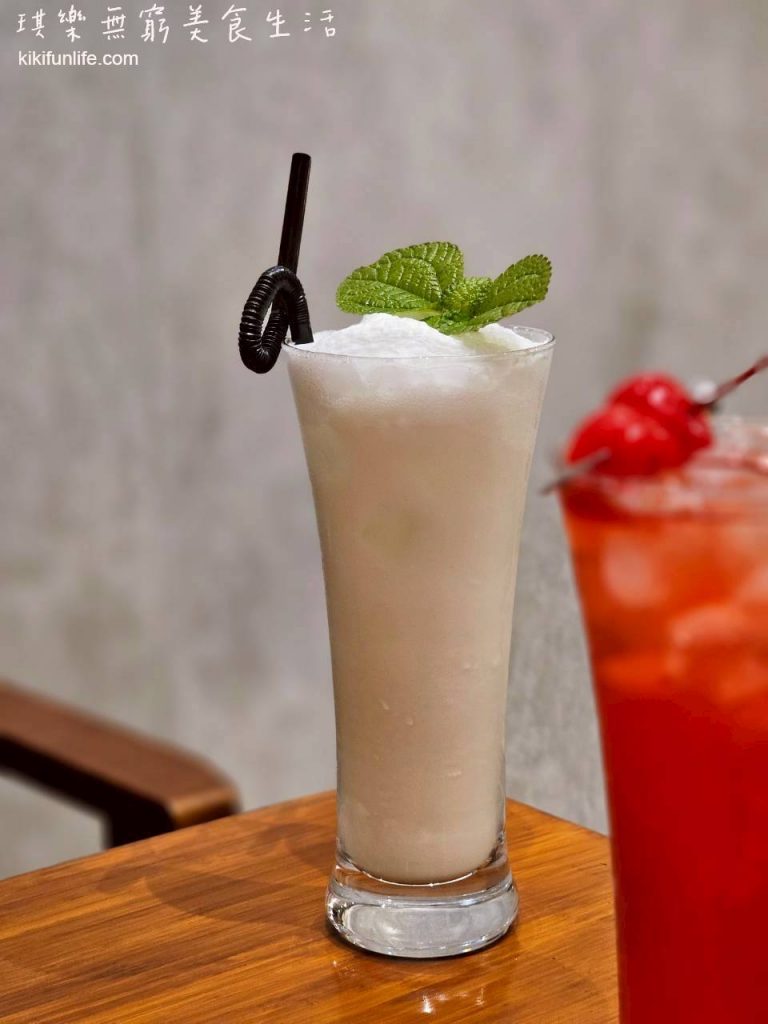 中央公園附近美食_壹陸樹洞慢活藝術餐廳_台中餐酒館推薦_西屯美食_台中晚餐_台中調酒_逢甲酒吧推薦_逢甲餐酒館_查理的夢境_無酒精氣泡飲