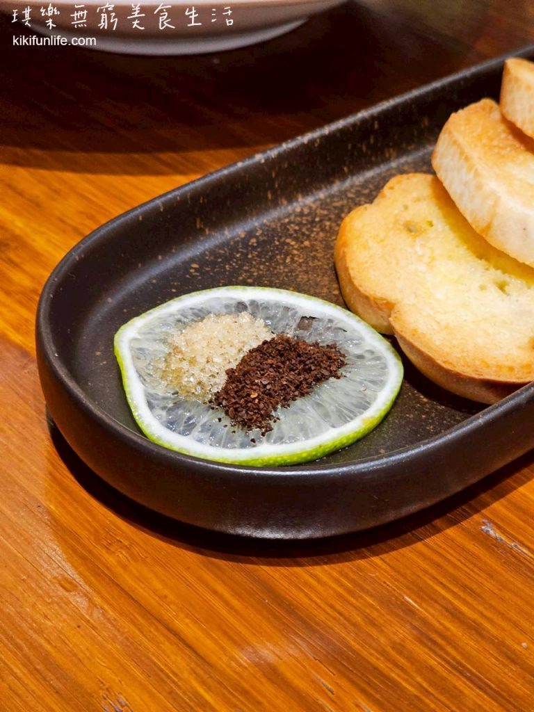 中央公園附近美食_壹陸樹洞慢活藝術餐廳_台中餐酒館推薦_西屯美食_台中晚餐_台中調酒_逢甲酒吧推薦_逢甲餐酒館_墨韻紅燒曲_墨西哥風味燉牛肉_檸檬札片