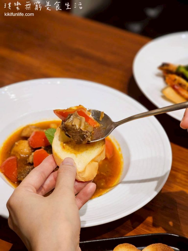 中央公園附近美食_壹陸樹洞慢活藝術餐廳_台中餐酒館推薦_西屯美食_台中晚餐_台中調酒_逢甲酒吧推薦_逢甲餐酒館_墨韻紅燒曲_墨西哥風味燉牛肉2