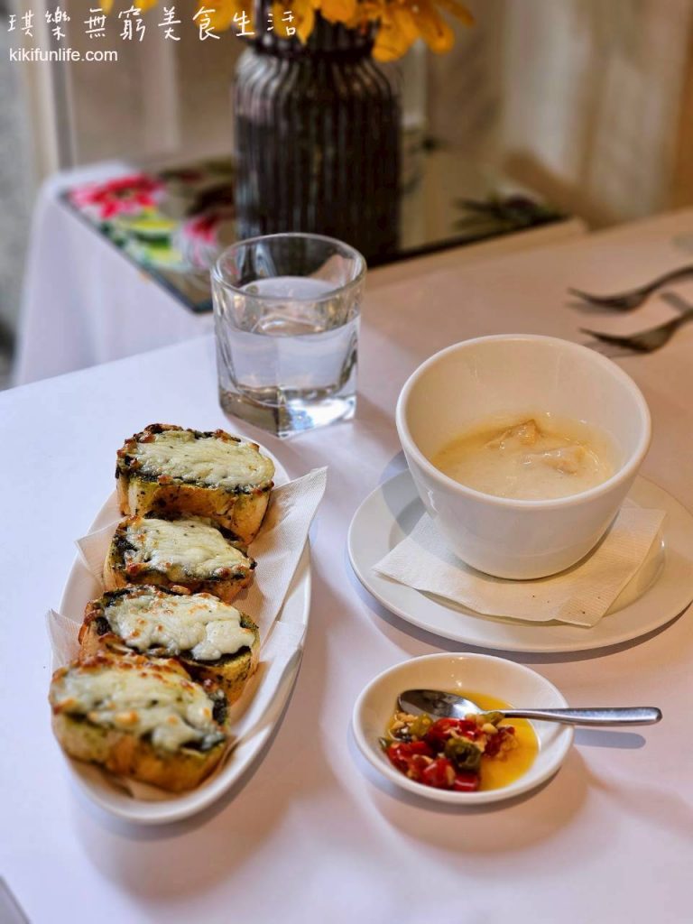 菲菲花園義式餐廳_台中西屯美食_台中約會餐廳_大墩路餐廳_台中義大利餐廳_台中義式料理_台中高級義式餐廳_招牌青醬焗烤麵包