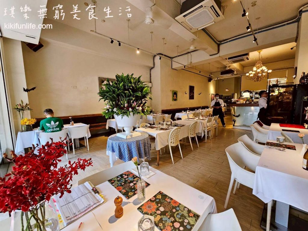 菲菲花園義式餐廳_台中西屯美食_台中約會餐廳_大墩路餐廳_台中義大利餐廳_台中義式料理_台中高級義式餐廳_台中紅酒友善餐廳_餐廳內部