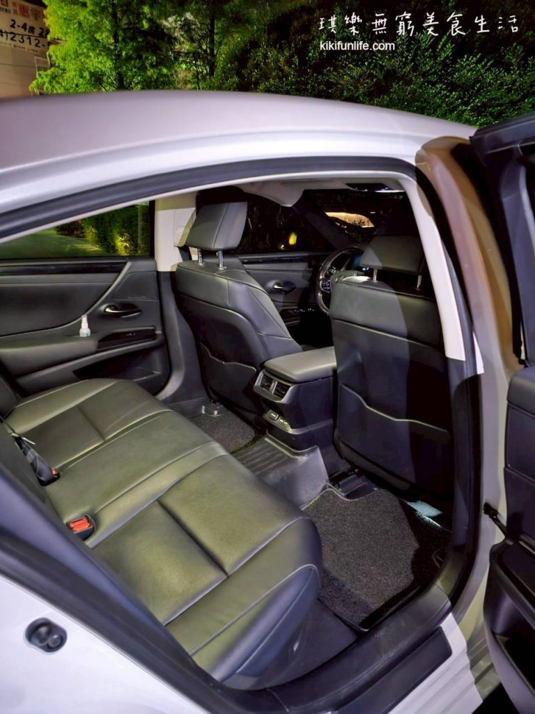 55688機場接送評價_APP線上預約機場接送_機場接送推薦_台中到桃園機場送機推薦_機場接機推薦_台灣大車隊_機場計程車_舒適型轎車_車內乾淨