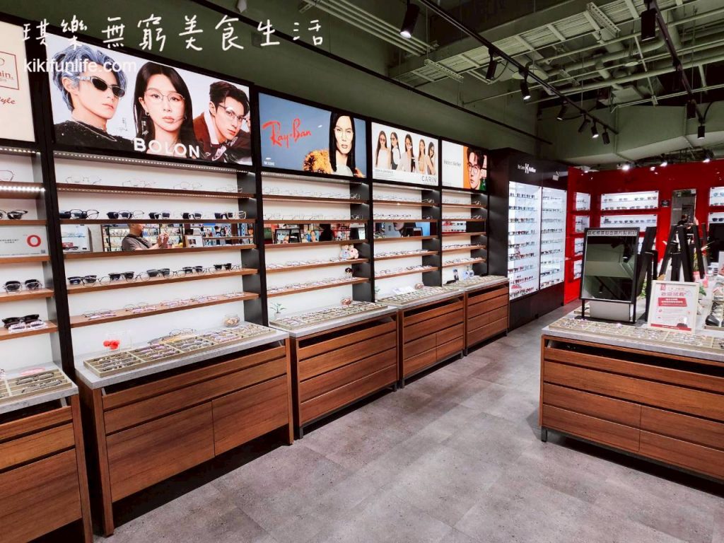 台中配眼鏡推薦_SOLOMAX快時尚眼鏡_誠品台中480店_30分鐘快速配鏡_台中西屯眼鏡行推薦_抗藍光眼鏡_平價眼鏡品牌3