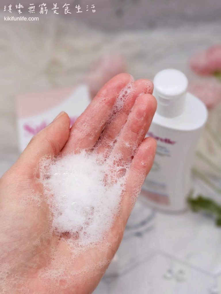 法國藥局品牌_醫師推薦_Saforelle_絲膚潔私密沐浴露_長效清新型_SINODOR專利淨味技術_牛蒡植萃_生理期必備_運動後清潔_泡泡質地