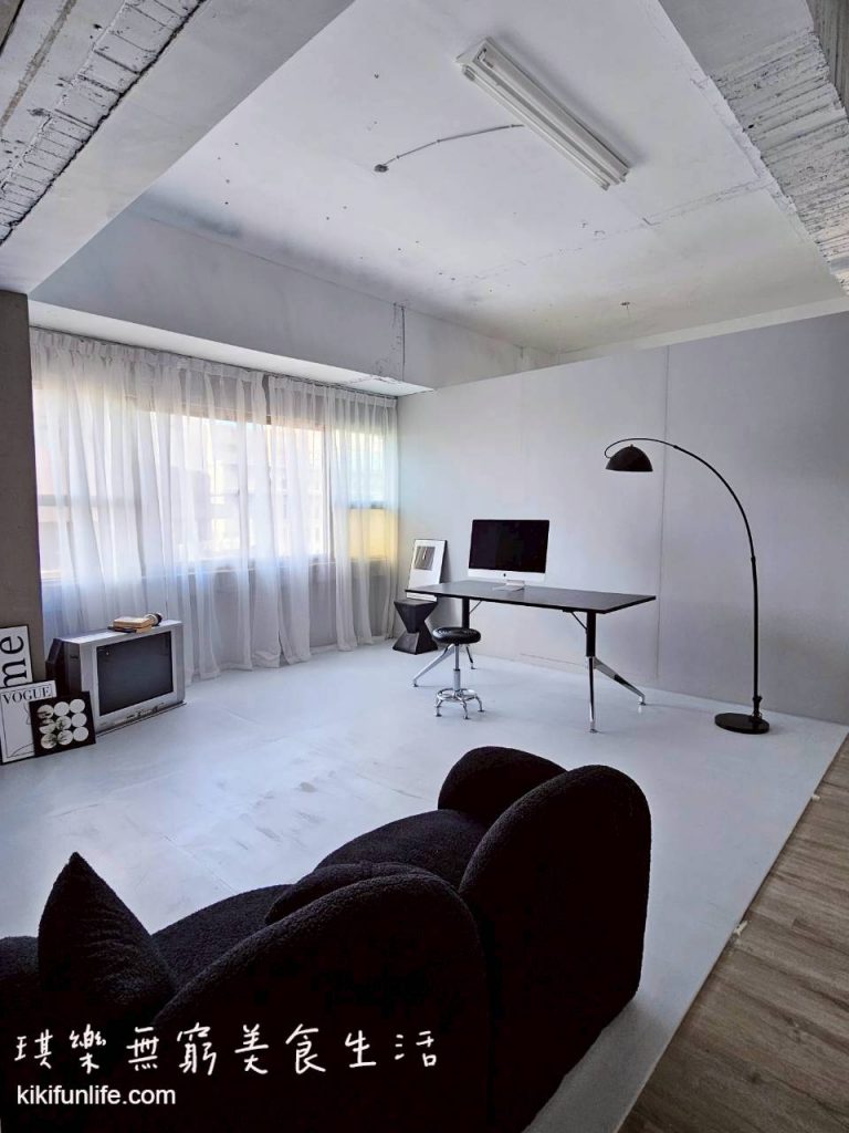 韓菓工作室_形象照推薦_台中攝影棚推薦_台中攝影工作室_人像攝影_工作照