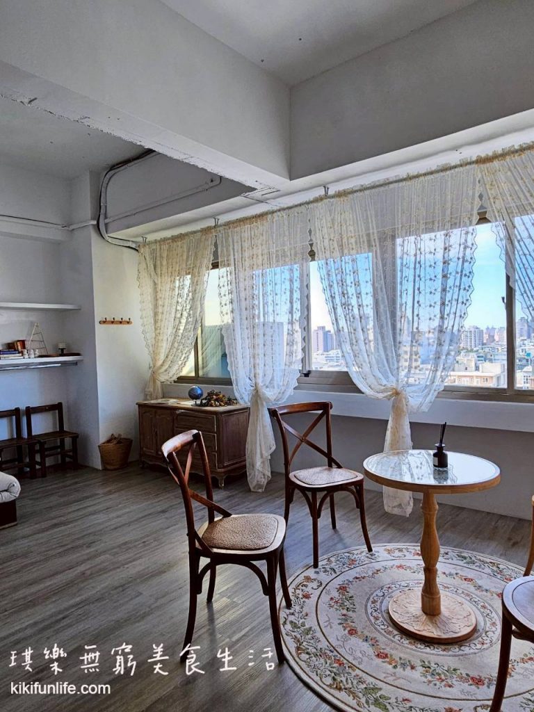 韓菓工作室_形象照推薦_台中攝影棚_台中攝影工作室_人像攝影_台中全家福推薦