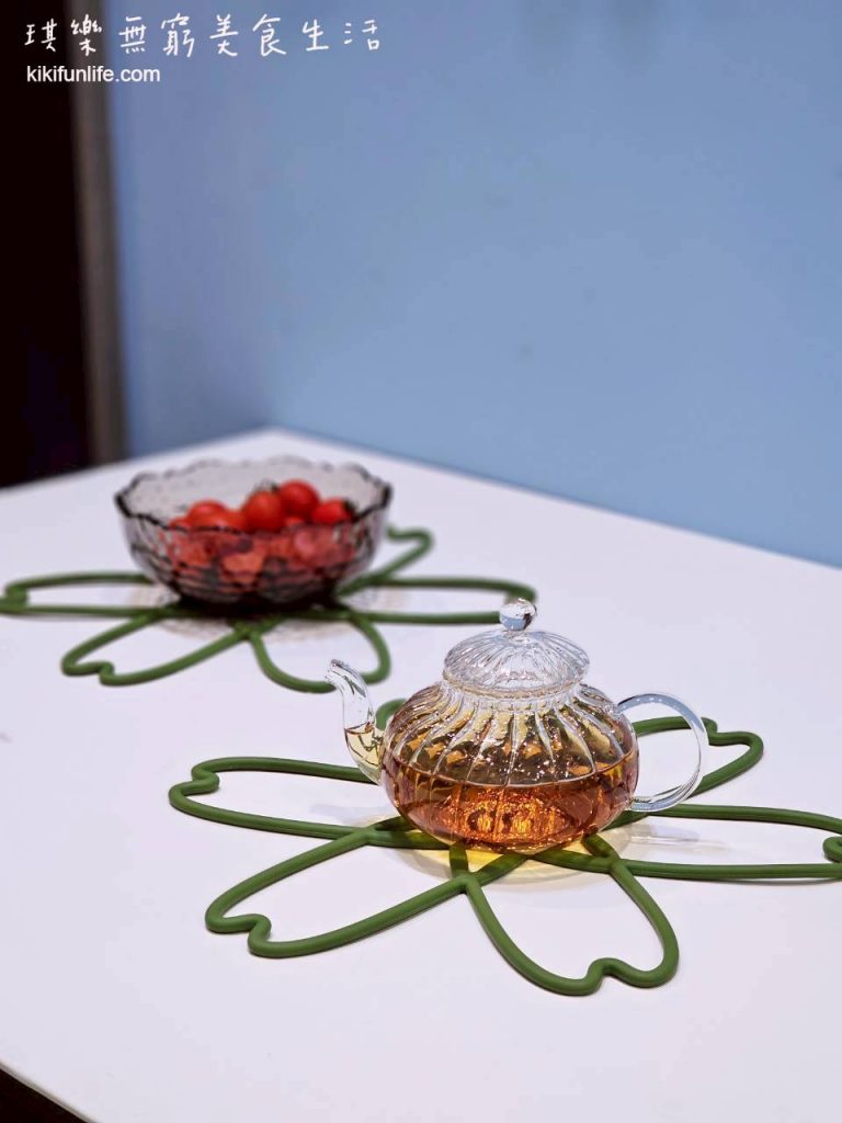 MYMICHI櫻花隔鍋墊_花朵造型隔熱墊推薦_隔熱鍋墊_桌上防滑墊_鍋具防刮保護墊_桌上擺設小物_居家佈置