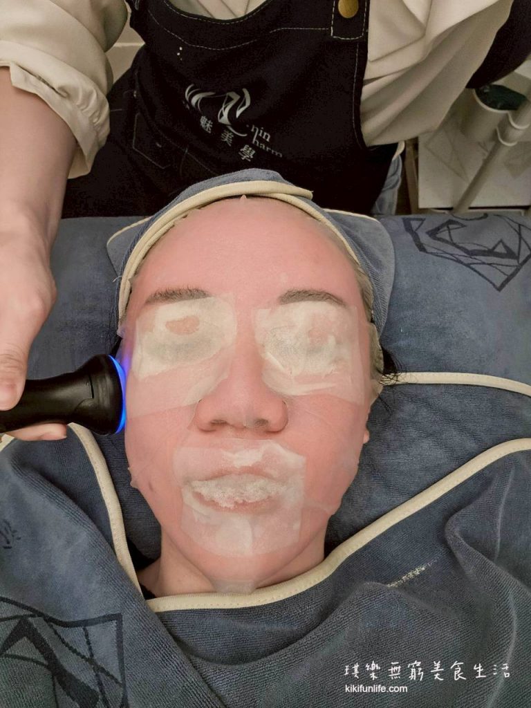 Chin Charm沁魅美學_台中做臉推薦_台中平價做臉_手工清粉刺_天使微晶課程_敷臉導入