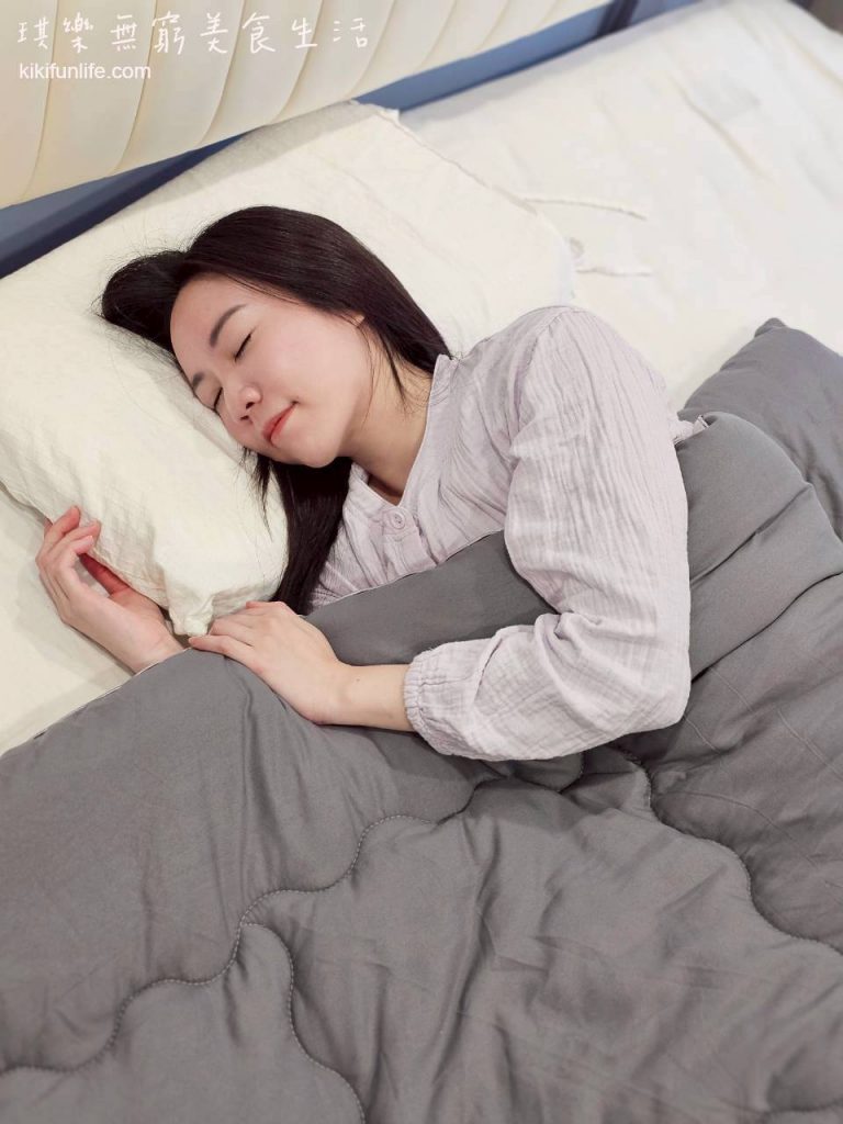 Olive生活館_遠紅外線發熱可水洗羽絲絨被_保暖棉被_棉被推薦_發熱被_可水洗冬被_冬天被子推薦