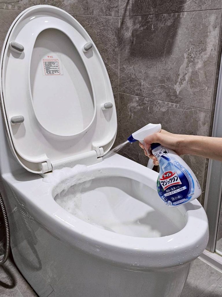 中性馬桶清潔劑推薦_Kao日本花王_廁所除臭清潔噴劑(薄荷清香)380ml_浴室除臭推薦