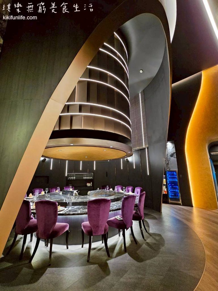 台中鐵板燒推薦_森鐵板燒_台中高級餐廳推薦_台中西屯美食_餐廳內部_圓桌鐵板燒用餐環境_木燁閣