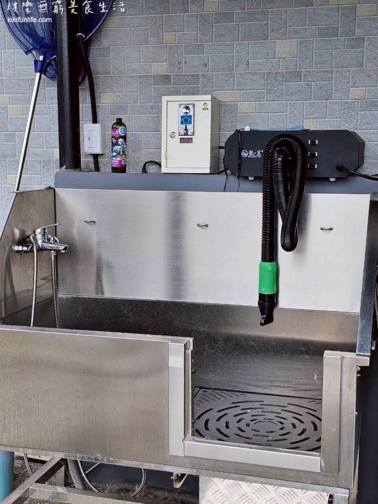 野沐私房菜_台中寵物餐廳推薦_台中寵物泳池餐廳_台中寵物友善餐廳_寵物洗澡區