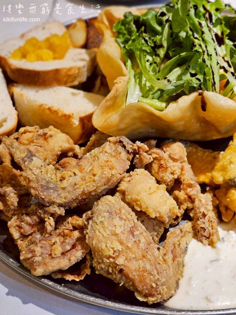 Proi Kitchen_萬餓早餐盤_逢甲必吃餐廳_早午餐推薦_炸雞