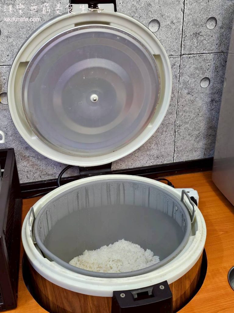 台中東區餐廳_鍋會長_韓式鍋物_台中東區晚餐推薦_自助吧_白飯吃到飽