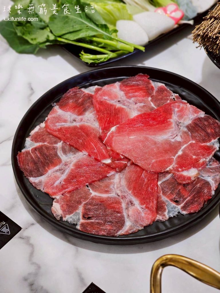 尚鮮吃到飽火鍋_尚鮮火鍋_台中火鍋推薦_板腱牛肉片_台中火鍋店