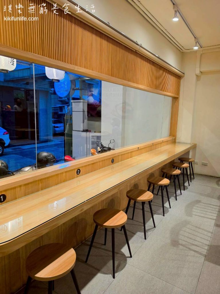 信川屋_博多豚骨拉麵店_勤美拉麵必吃_台中草悟道美食