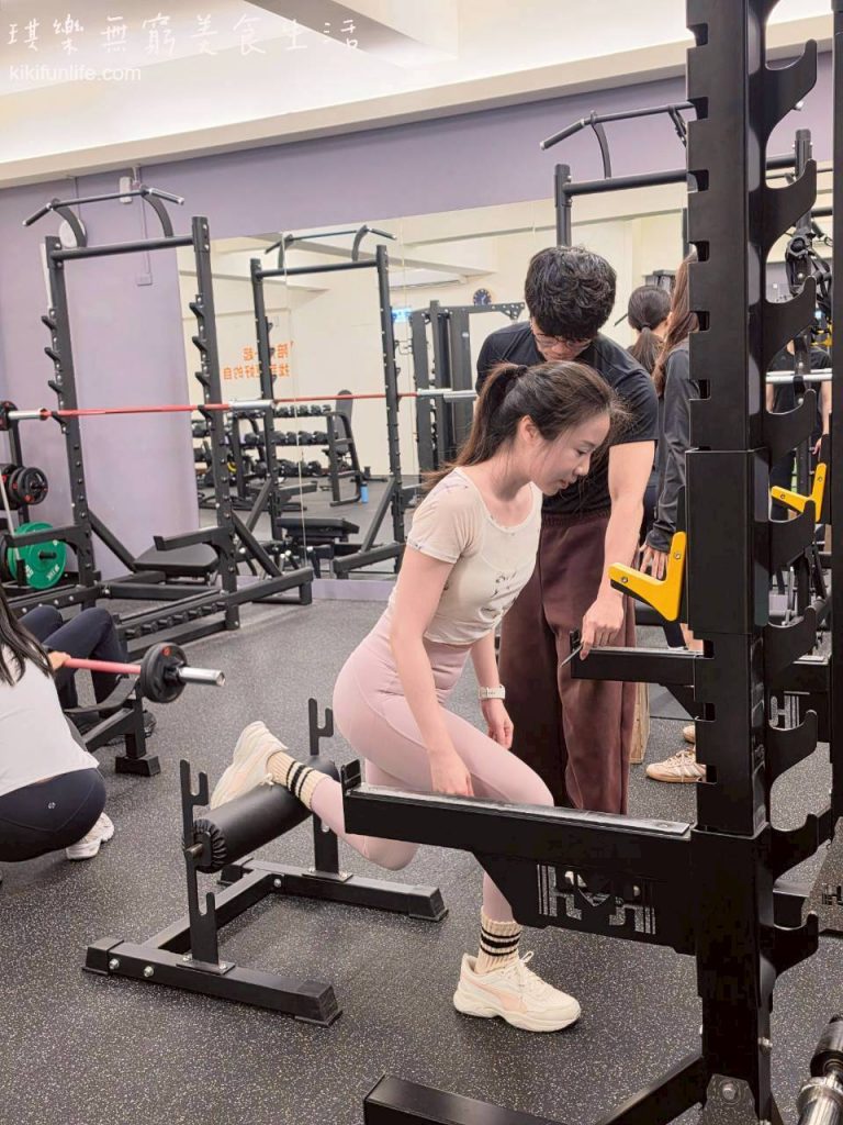 SYUAN_FITNESS_宣教練團隊_台中南區店_台中重訓推薦_保加利亞分腿蹲