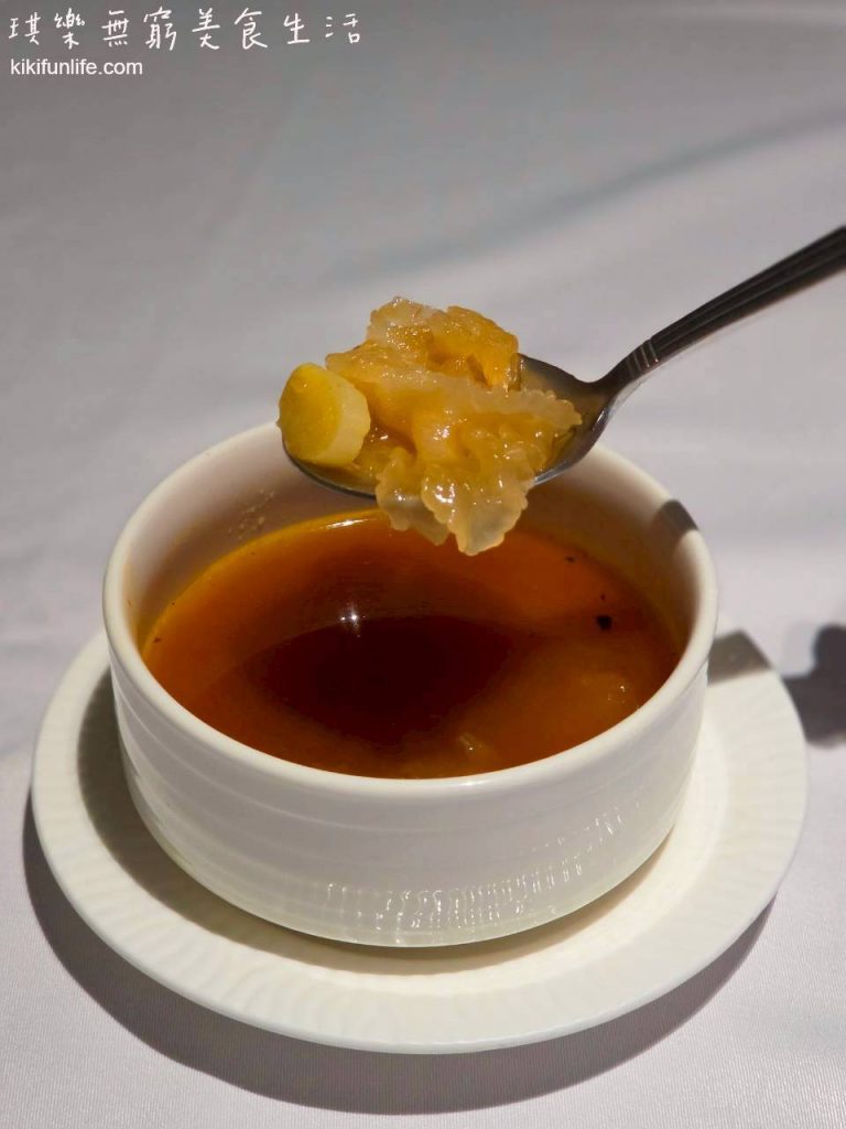 台中美食_台中牛排館_金磚極品牛排_商業套餐_湯品_主廚例湯