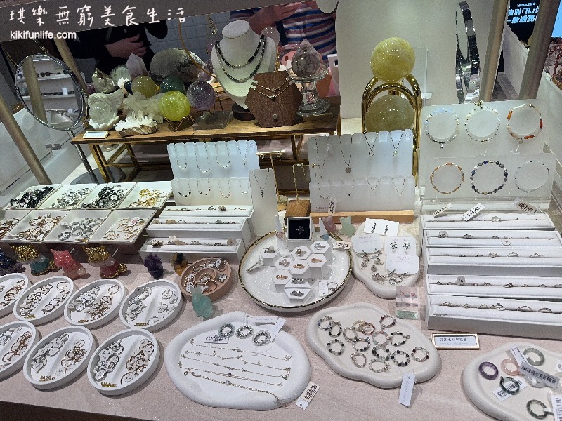 SPANCONNY_穿搭飾品_日常飾品_設計感飾品_水晶手串推薦