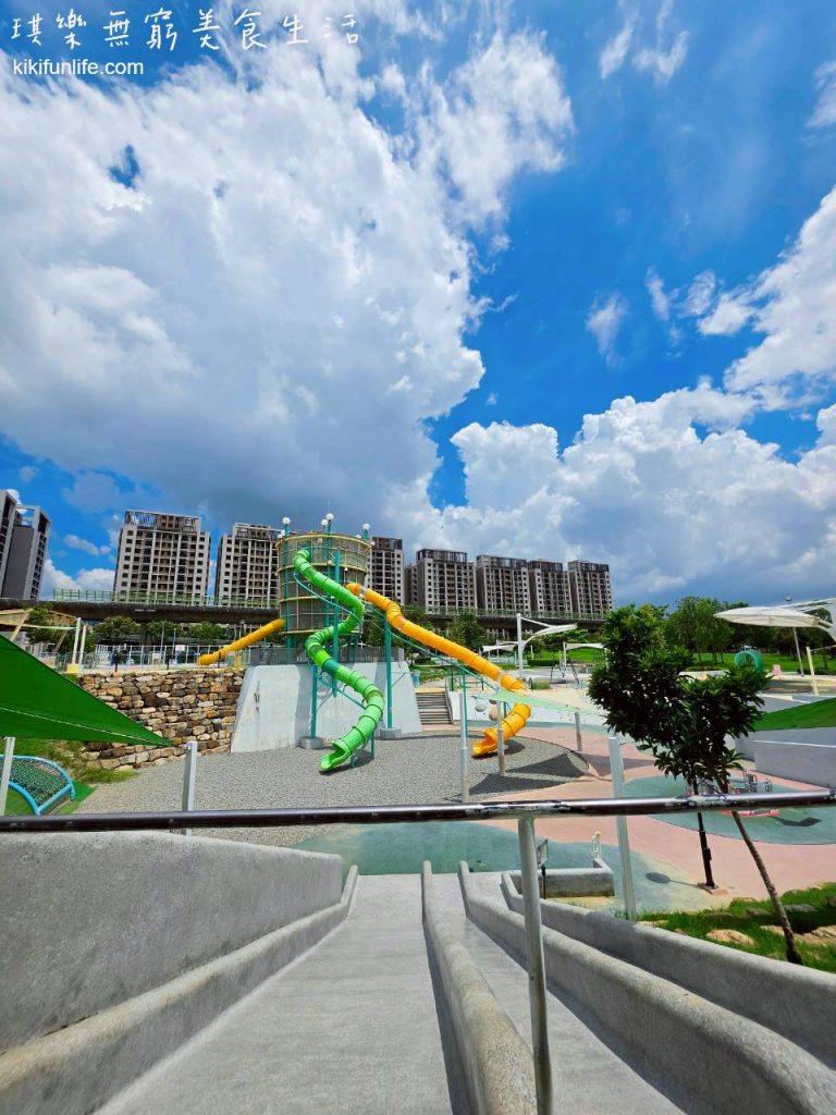 太平美食餐廳_王爺王肉羹太平店附近的馬卡龍公園