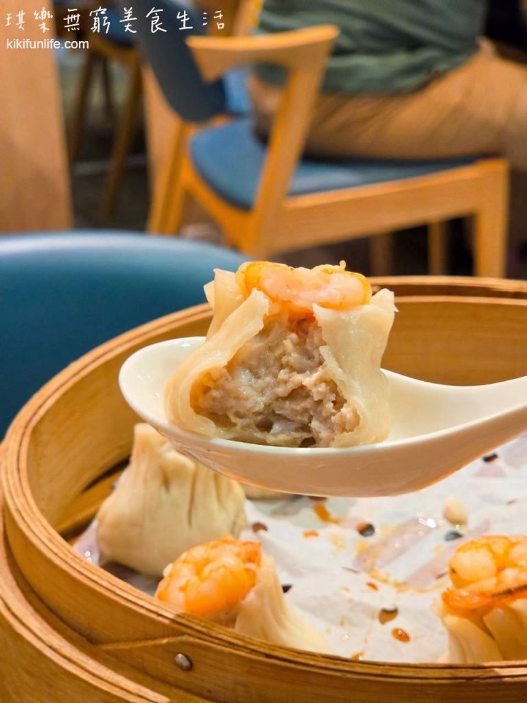 滬舍餘味西屯店_台中必比登推薦_蝦仁雞脯燒賣切面